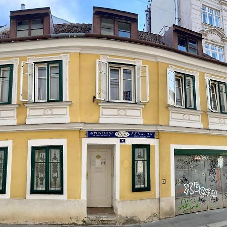 Appartement Pension 700m zum Ring Wien Exterior foto